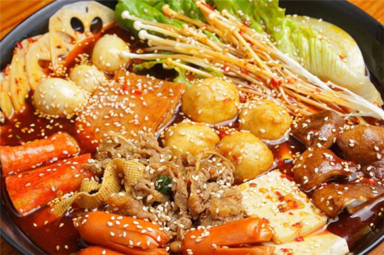 青山砂锅麻辣烫